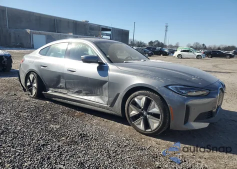 2024 BMW I4 Edrive 35 z USA, uszkodzony, nr VIN WBY43AW08RFS88445